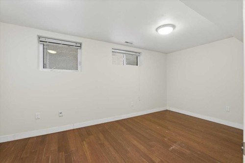 1520 15 Avenue Sw, Calgary, AB - Indoor Photo Showing Other Room