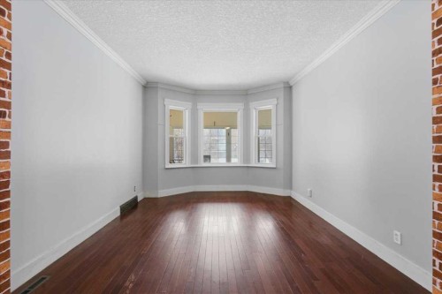 1520 15 Avenue Sw, Calgary, AB - Indoor Photo Showing Other Room
