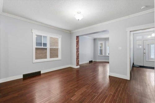 1520 15 Avenue Sw, Calgary, AB - Indoor Photo Showing Other Room