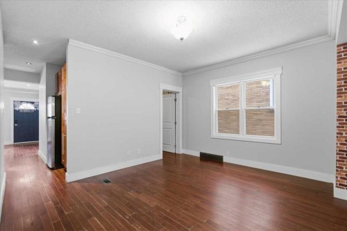 1520 15 Avenue Sw, Calgary, AB - Indoor Photo Showing Other Room