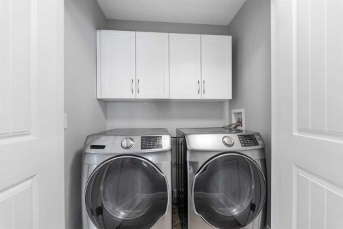 625 Midtown Place, Airdrie, AB - Indoor Photo Showing Laundry Room