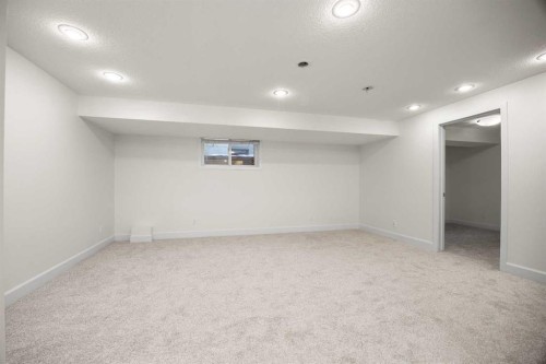 2831 Brecken Road Nw, Calgary, AB - Indoor