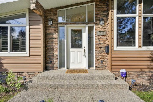 2831 Brecken Road Nw, Calgary, AB - Outdoor