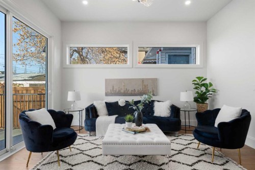 3917 19 Street Sw, Calgary, AB - Indoor