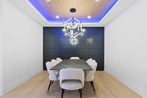 21 Sunvalley View, Cochrane, AB - Indoor Photo Showing Dining Room