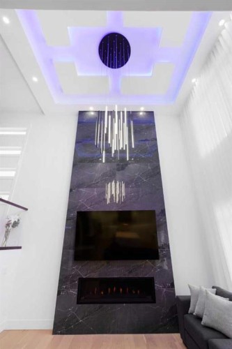 21 Sunvalley View, Cochrane, AB - Indoor Photo Showing Other Room