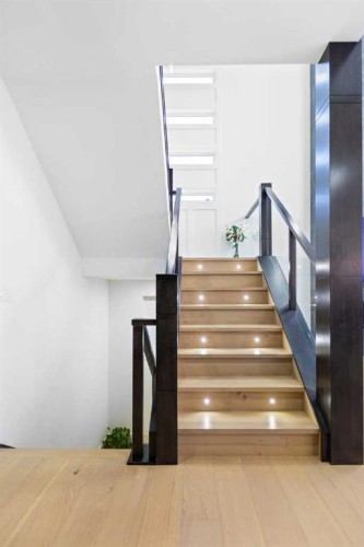 21 Sunvalley View, Cochrane, AB - Indoor Photo Showing Other Room