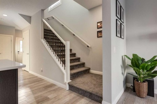 57 Evansfield Gate Nw, Calgary, AB - Indoor Photo Showing Other Room