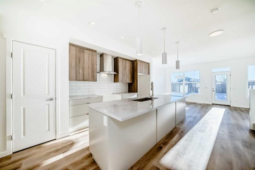115 Mercado Crescent Se, Calgary, AB - Indoor Photo Showing Kitchen