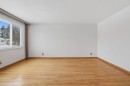 622 58 Street Se, Calgary, AB  - Indoor Photo Showing Other Room 