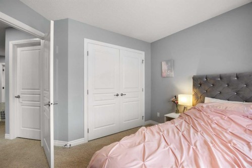 240 Evanspark Gardens Nw, Calgary, AB - Indoor Photo Showing Bedroom