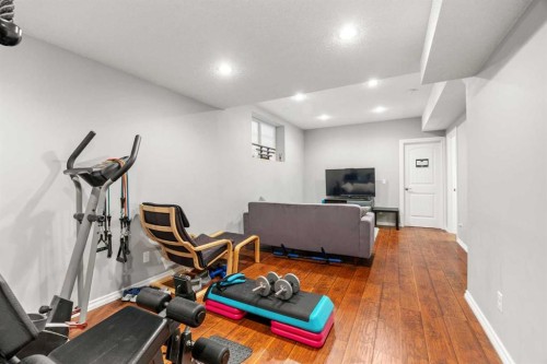 240 Evanspark Gardens Nw, Calgary, AB - Indoor Photo Showing Gym Room