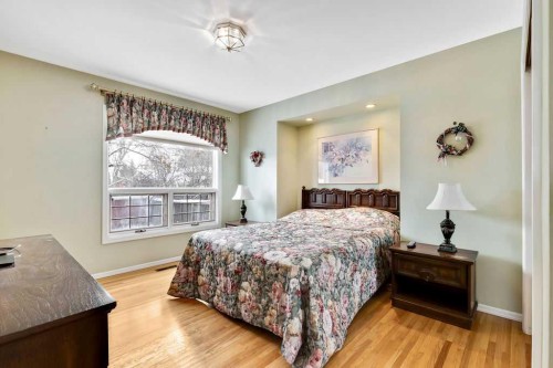 79 Chancellor Way Nw, Calgary, AB - Indoor Photo Showing Bedroom