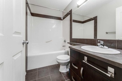 20 Bridlecrest Court Sw, Calgary, AB - Indoor Photo Showing Bathroom