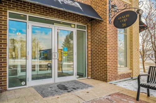 420-63 Inglewood Park Se, Calgary, AB - Outdoor