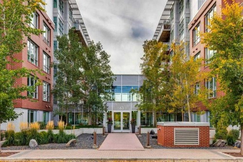 420-63 Inglewood Park Se, Calgary, AB - Outdoor With Balcony