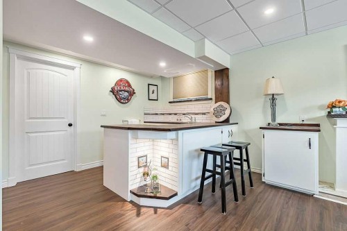 518 Sunrise Way Sw, Diamond Valley, AB - Indoor Photo Showing Other Room