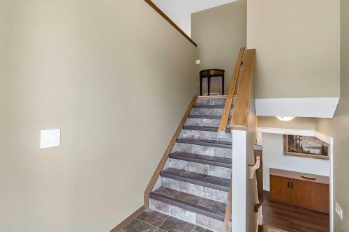 518 Sunrise Way Sw, Diamond Valley, AB - Indoor Photo Showing Other Room