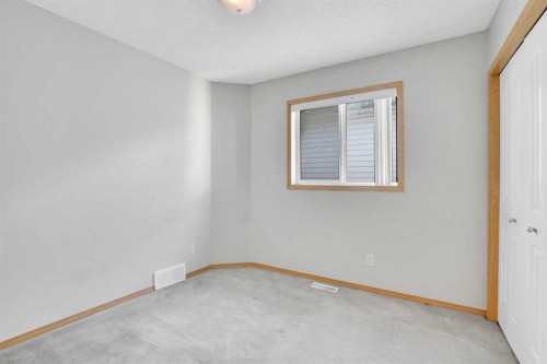 109 Taralea Green Ne, Calgary, AB - Indoor Photo Showing Other Room