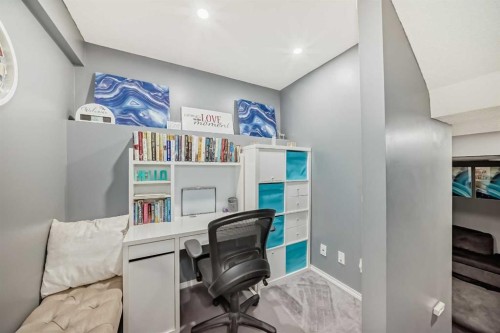 12 Taravista Crescent Ne, Calgary, AB - Indoor Photo Showing Office