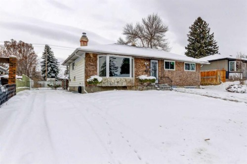 2443 42 Street Se, Calgary, AB - Outdoor