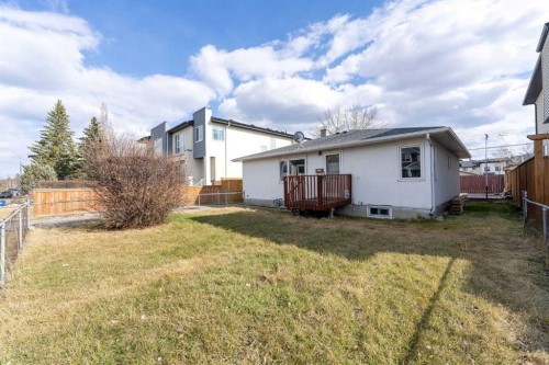 8531 47 Avenue Nw, Calgary, AB - Outdoor