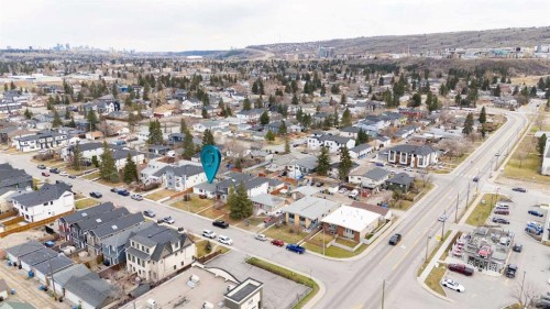 8531 47 Avenue Nw, Calgary, AB - Outdoor With View