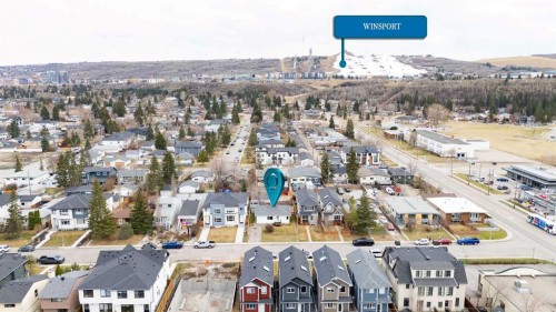 8531 47 Avenue Nw, Calgary, AB - Outdoor With View