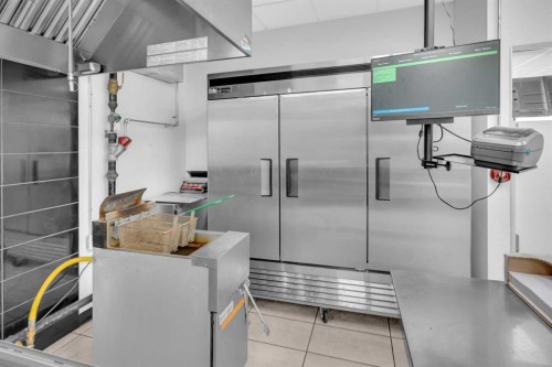 145-150 Nolanridge Court Nw, Calgary, AB 