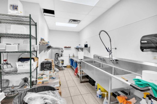 145-150 Nolanridge Court Nw, Calgary, AB 