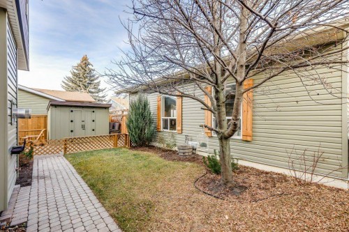 1220 Meadowbrook Drive Se, Airdrie, AB - Outdoor