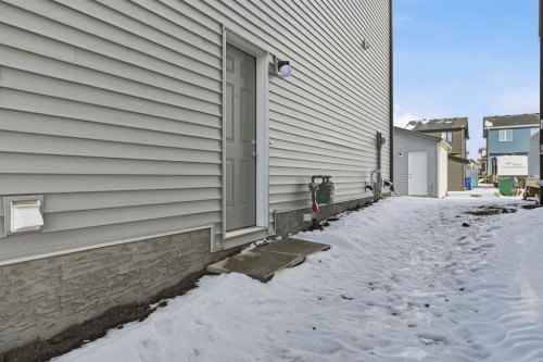 936 Reynolds Lane Sw, Airdrie, AB - Outdoor With Exterior