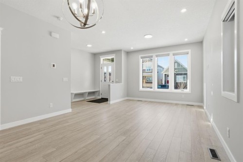 936 Reynolds Lane Sw, Airdrie, AB - Indoor Photo Showing Other Room