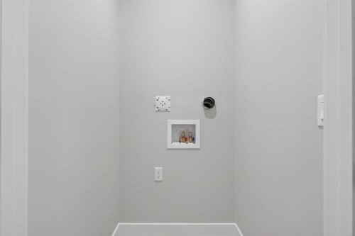 41 Southborough Lane, Cochrane, AB -  Photo Showing Other Room