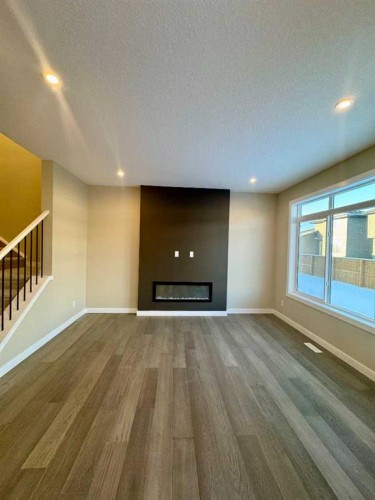 261 Waterford Way, Chestermere, AB - Indoor Photo Showing Other Room