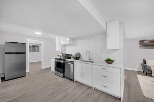 5868 Dalcastle Drive Nw, Calgary, AB - Indoor Photo Showing Kitchen