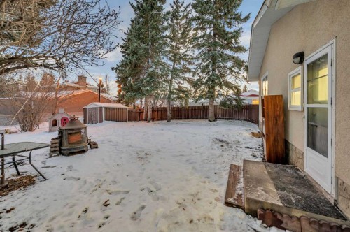 5868 Dalcastle Drive Nw, Calgary, AB - Outdoor