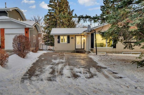 5868 Dalcastle Drive Nw, Calgary, AB - Outdoor
