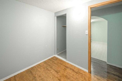 880 Rundlecairn Way Ne, Calgary, AB - Indoor Photo Showing Other Room