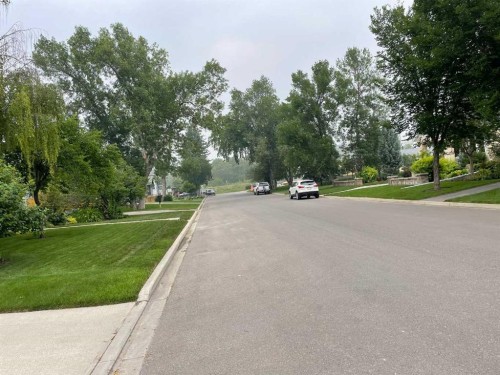 808 5 Avenue Sw, High River, AB - Outdoor