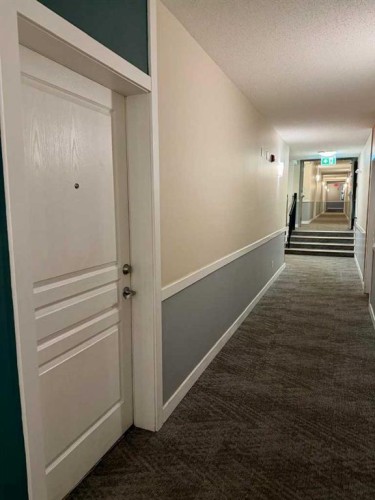 112-48 Panatella Road Nw, Calgary, AB - Indoor Photo Showing Other Room