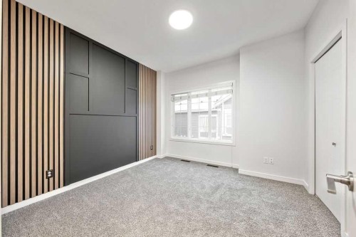 708 Evansridge Common Nw, Calgary, AB - Indoor Photo Showing Other Room