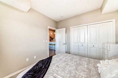 413-20 Mahogany Mews Se, Calgary, AB - Indoor Photo Showing Bedroom