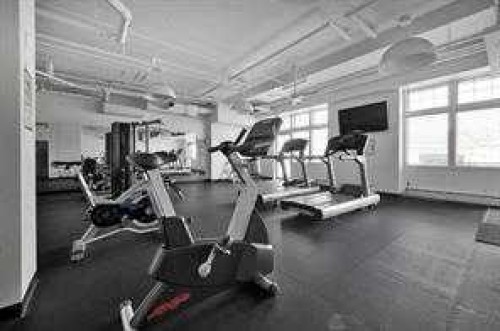 413-20 Mahogany Mews Se, Calgary, AB - Indoor Photo Showing Gym Room