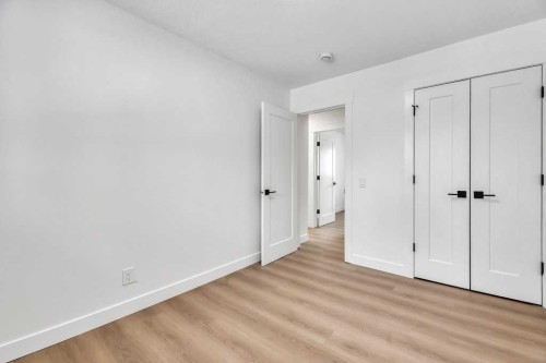 32 Allandale Close Se, Calgary, AB - Indoor Photo Showing Other Room