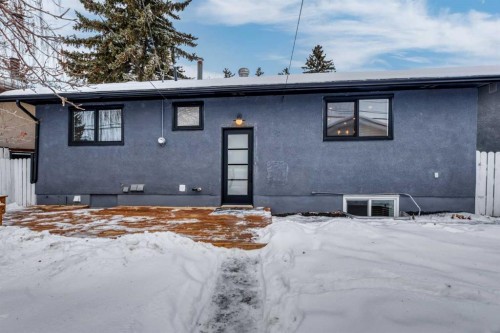 32 Allandale Close Se, Calgary, AB - Outdoor