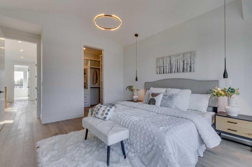 2013 23 Avenue Nw, Calgary, AB - Indoor Photo Showing Bedroom