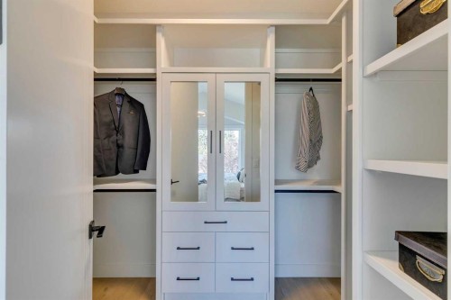 2013 23 Avenue Nw, Calgary, AB - Indoor