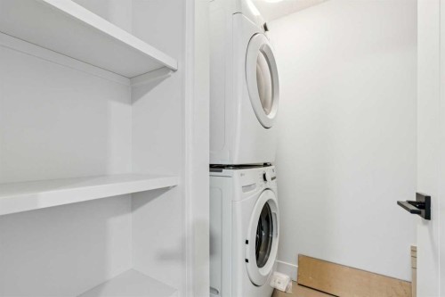 2015 23 Avenue Nw, Calgary, AB - Indoor Photo Showing Laundry Room