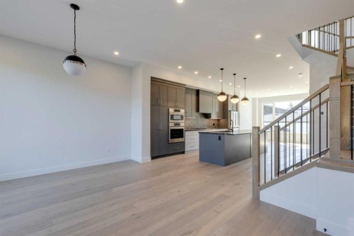 2015 23 Avenue Nw, Calgary, AB - Indoor Photo Showing Kitchen With Upgraded Kitchen